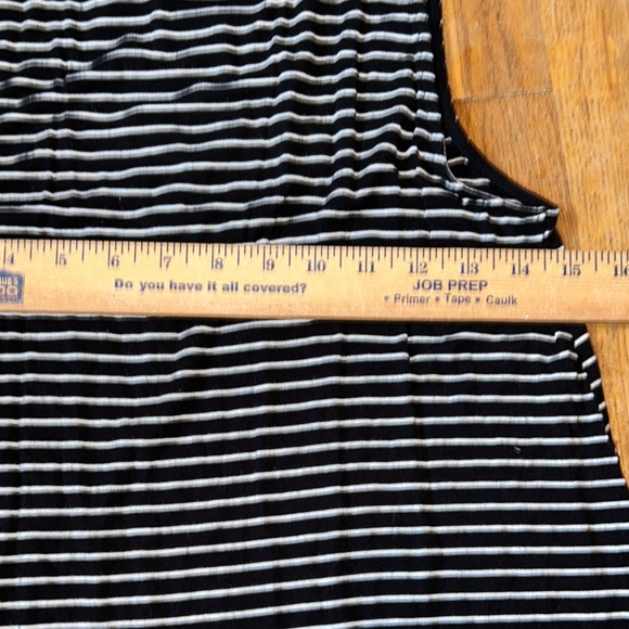 A&E Soft Sexy Tank Top Elegant Black and White‎ Striped Lace up front v size s - Picture 6 of 7